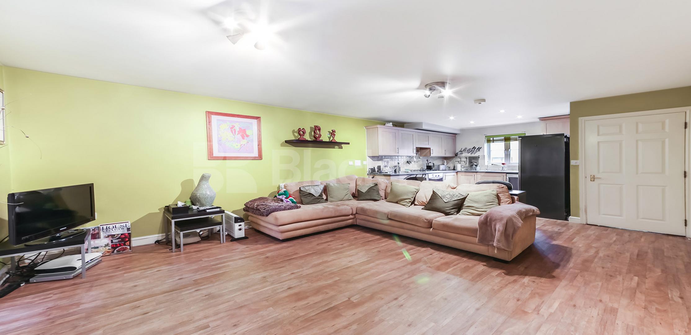 			NEW INSTRUCTION , 3 Bedroom, 1 bath, 1 reception House			 Kelly Avenue, Peckham Rye